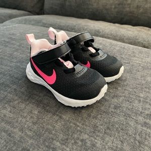 Baby girl Nike sneakers